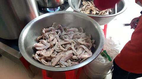 卤菜的做法视频,跟随视频教程，轻松学会经典卤菜制作技巧