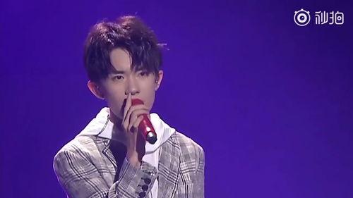 易烊千玺视频,青春风采与梦想之旅